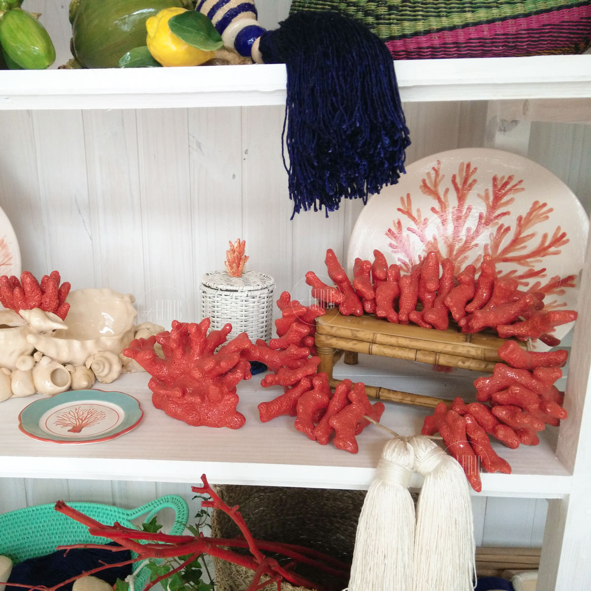 Colar de Mesa em Faiança Coral Duni - PRODUÇÃO