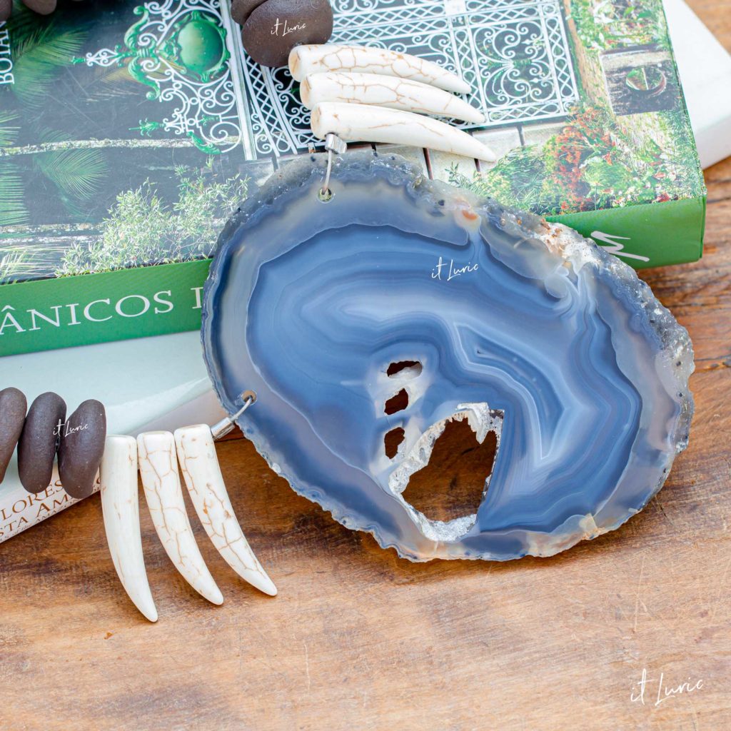 COLAR CERÂMICA AGATA AZUL E DENTES BRANCOS (3)