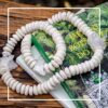 COLAR CERÂMICA BRANCA COM CRISTAIS-M (1)
