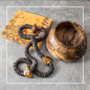 COLAR CERÂMICA PRETA OLHO DE TIGRE-M (1)