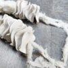 CONJUNTO PINGENTE PORCELANA COM TASSEL DE PLUMA DE SEDA COM VISCOSE COR NATURAL-01