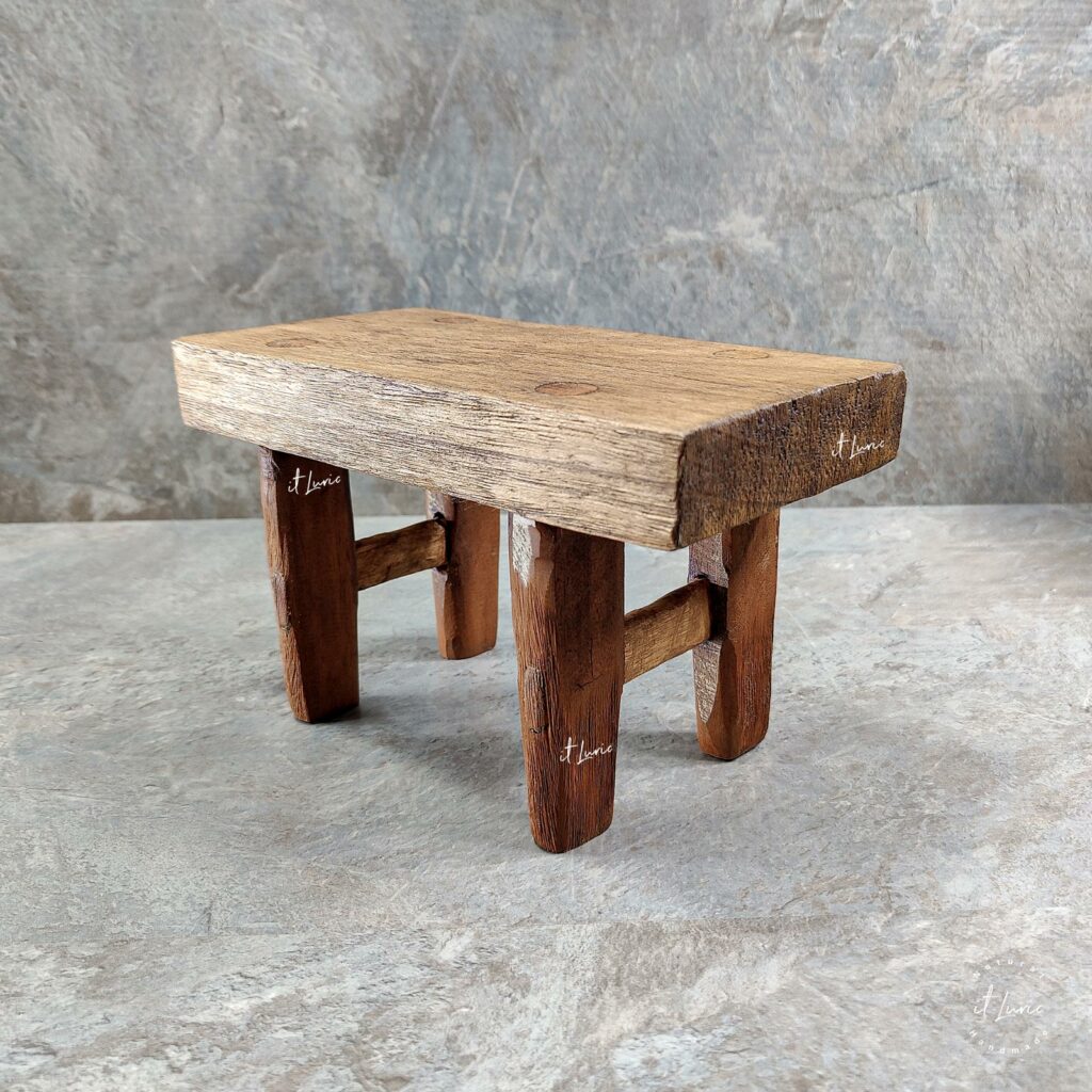 Mini Banqueta Decorativa Madeira - 12.5x24.5x15cm (1)